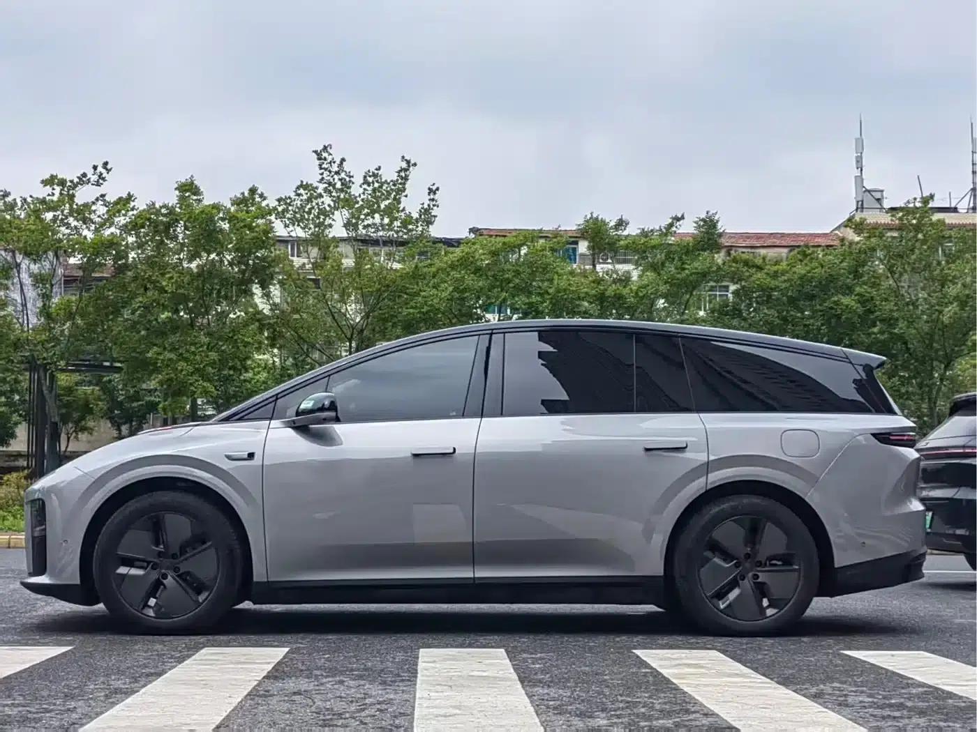 Li Auto i8 2025 Standard Edition — миниатюра 7