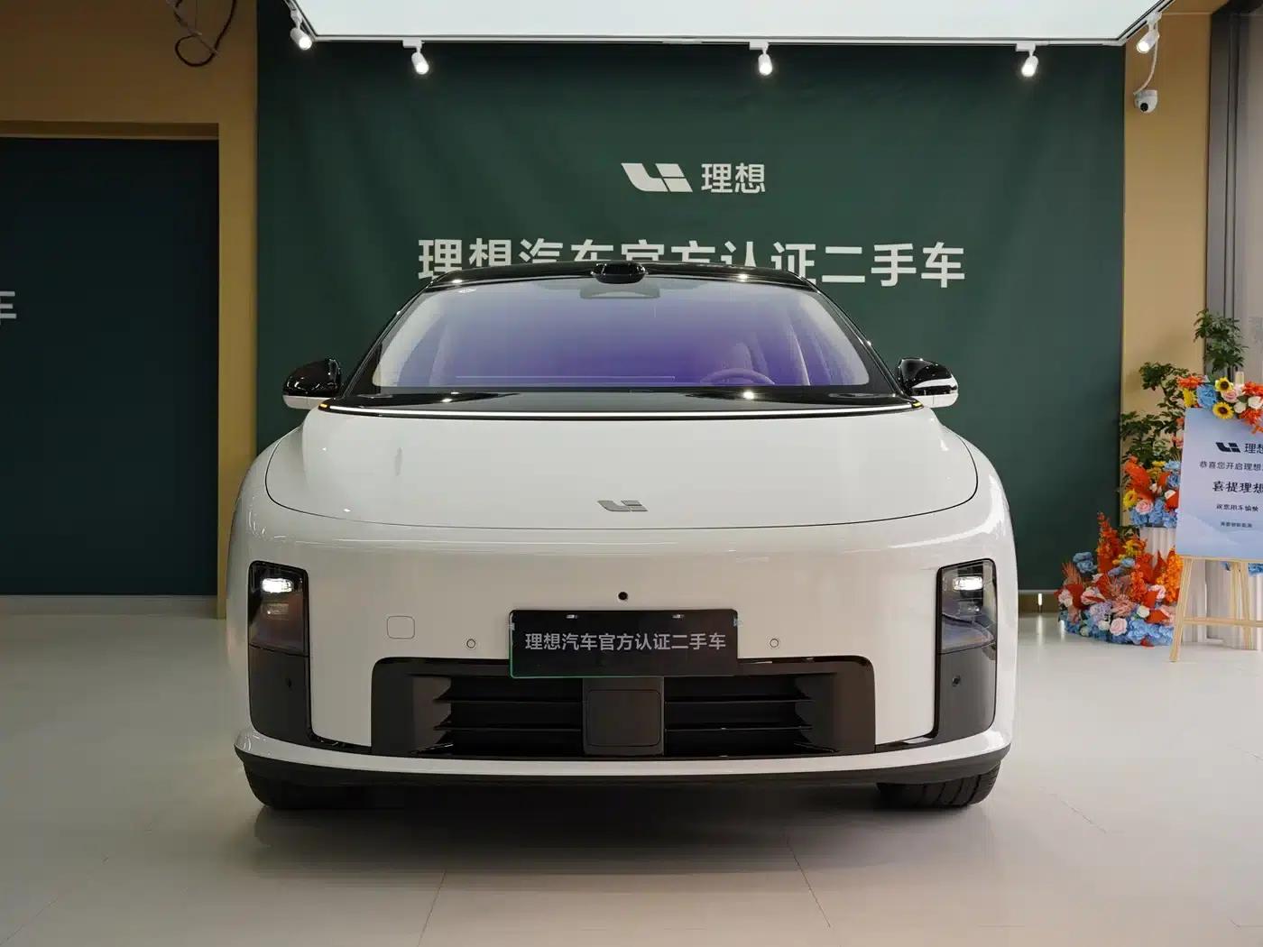 Li Auto i8 2025 Standard Edition — миниатюра 2