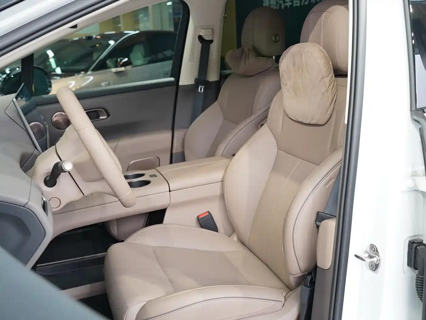 Li Auto i8 2025 Standard Edition — миниатюра 13