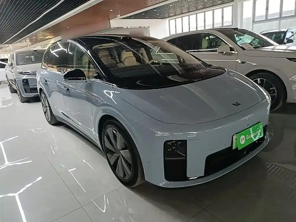 Li Auto i8 2025 Standard Edition — миниатюра 4