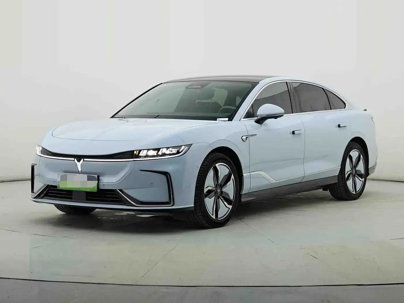 Voyah Chasing Light 2023 AWD Flagship Edition — миниатюра 1