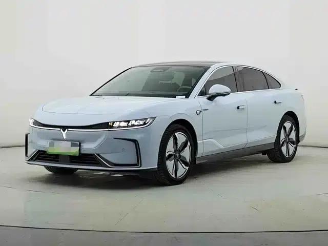 Voyah Chasing Light 2023 AWD Flagship Edition