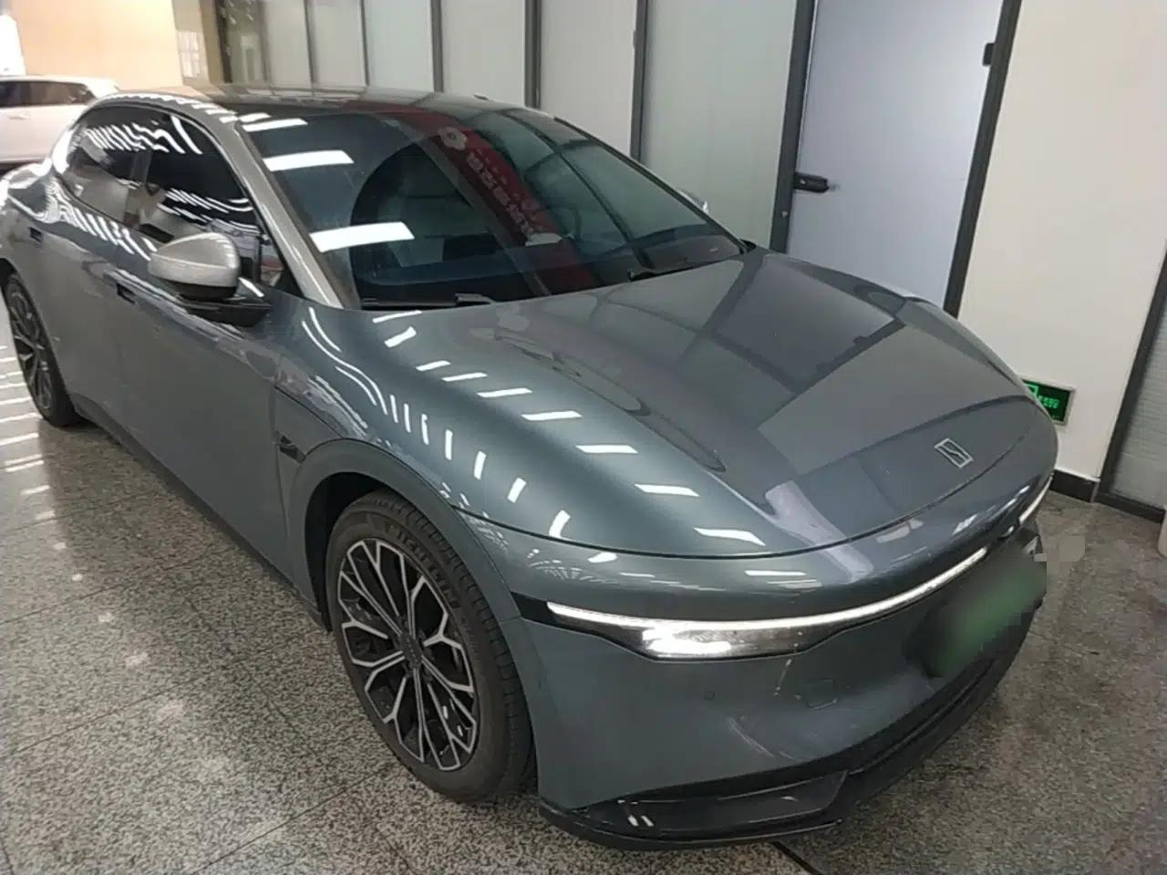 Zeekr 007 2024 Four-Wheel Drive Version 75 kWh — миниатюра 3