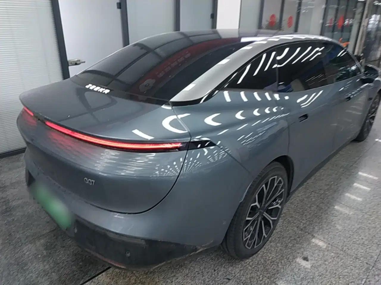 Zeekr 007 2024 Four-Wheel Drive Version 75 kWh — миниатюра 6