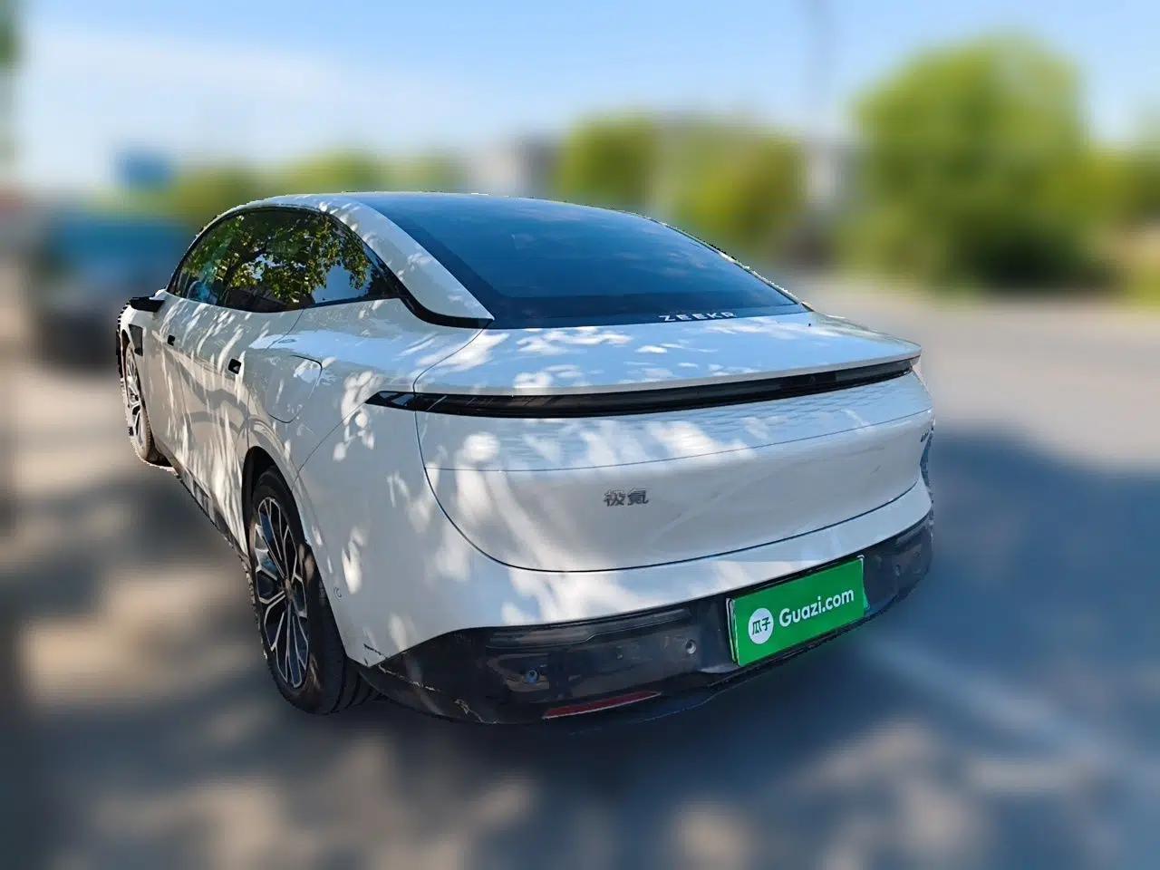 Zeekr 007 2025 Long-Range Rear-Wheel-Drive Intelligent Driving Version 100 kWh — миниатюра 4