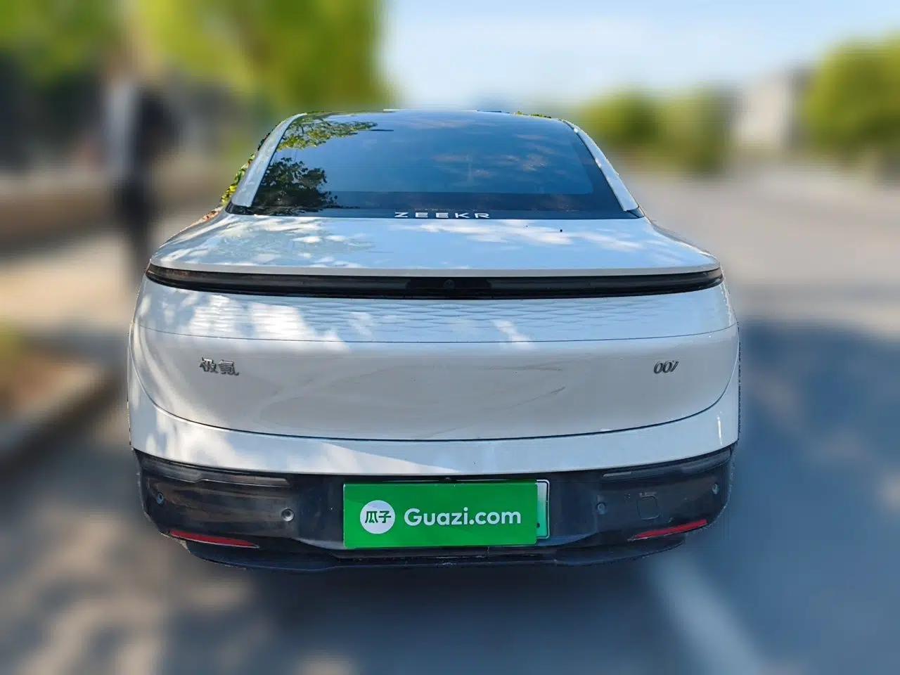 Zeekr 007 2025 Long-Range Rear-Wheel-Drive Intelligent Driving Version 100 kWh — миниатюра 5