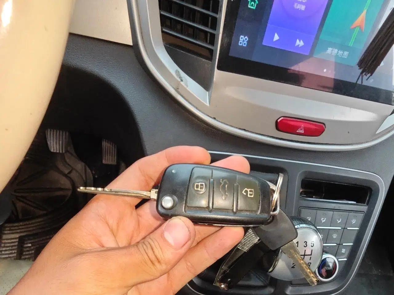JAC Refine M4 2018 2.0L Manual Express Version — миниатюра 9