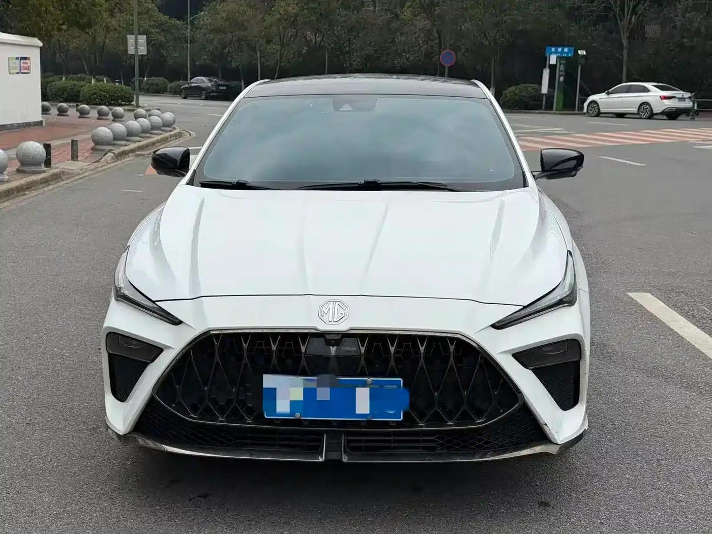MG5 Scorpio 2022 1.5T Luxury Edition — миниатюра 2