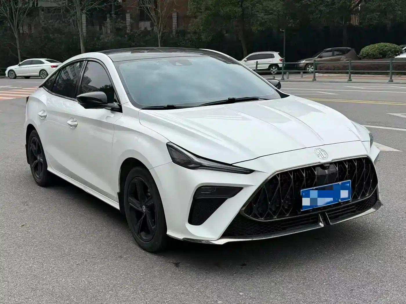 MG5 Scorpio 2022 1.5T Luxury Edition — миниатюра 3