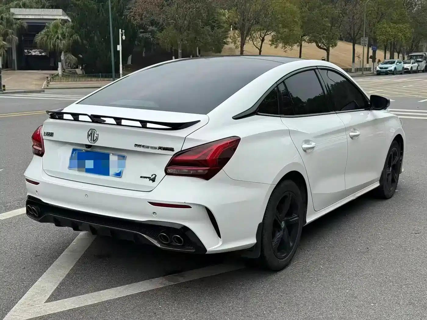 MG5 Scorpio 2022 1.5T Luxury Edition — миниатюра 7