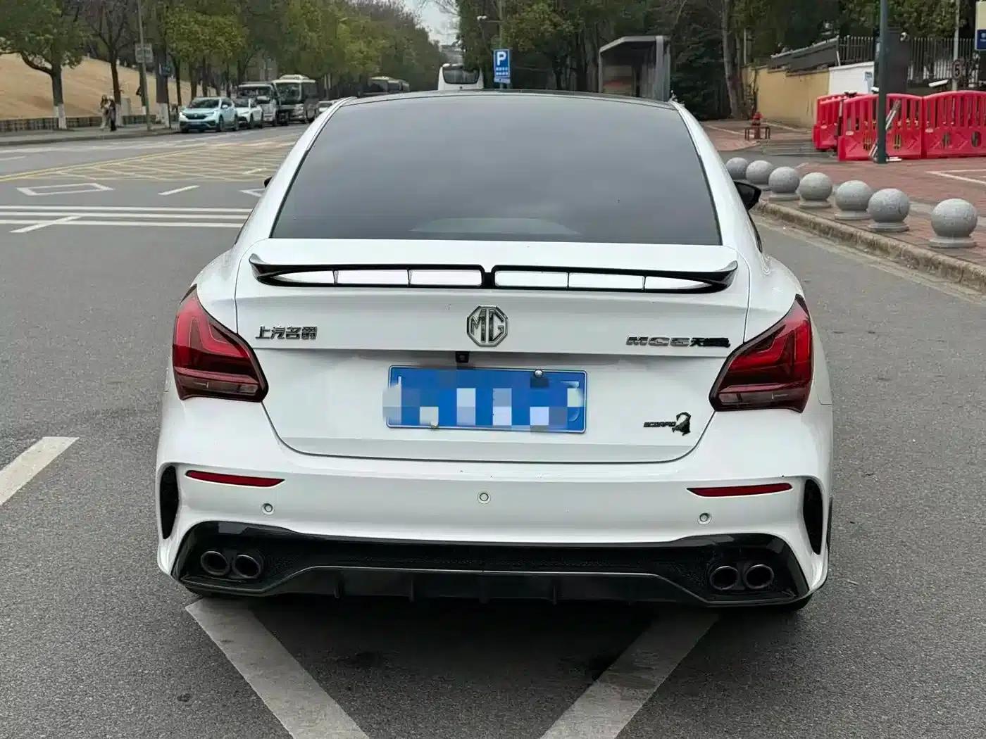 MG5 Scorpio 2022 1.5T Luxury Edition — миниатюра 8
