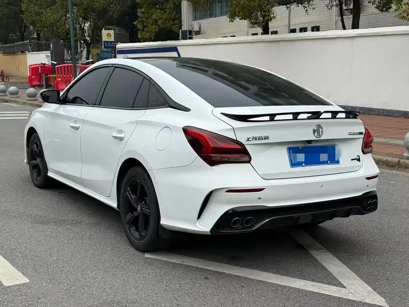 MG5 Scorpio 2022 1.5T Luxury Edition — миниатюра 9