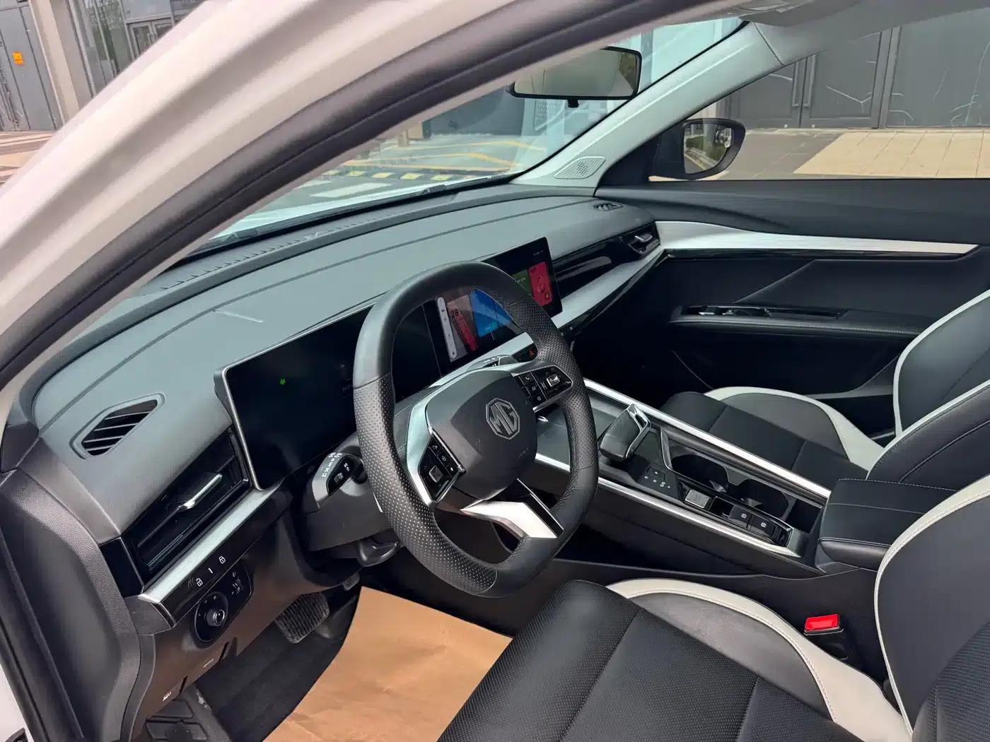 MG5 Scorpio 2022 1.5T Luxury Edition — миниатюра 7
