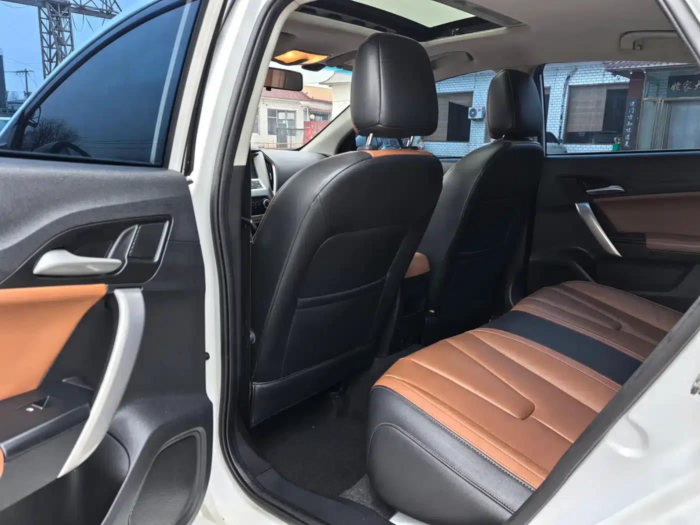 2016 Ford GT 1.5L Automatic Luxury Edition — миниатюра 11