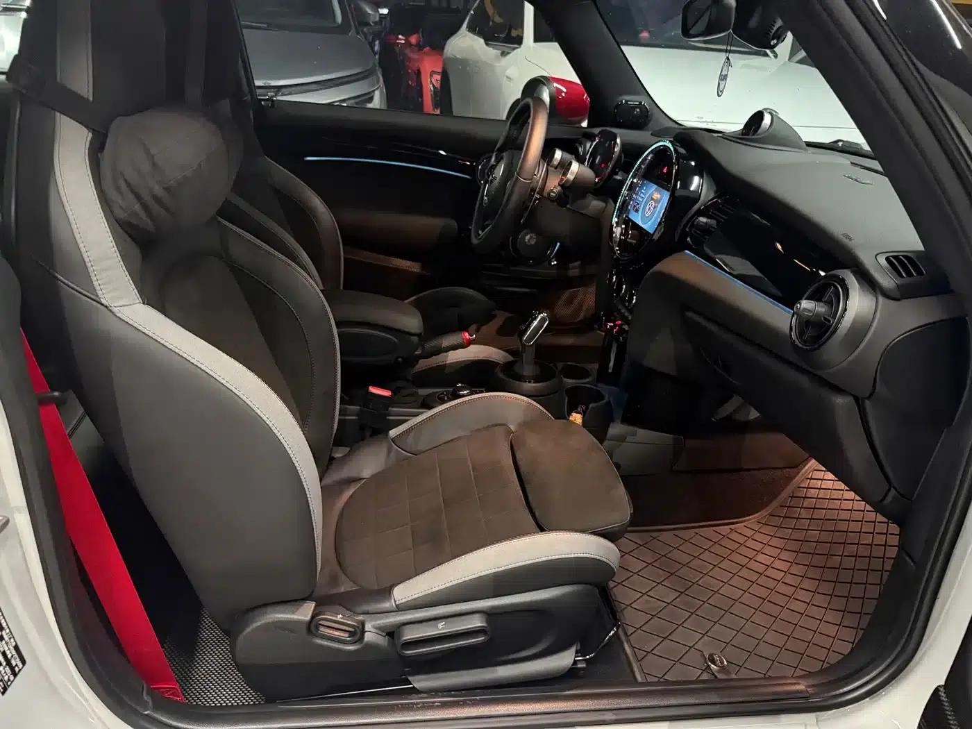 MINI JCW 2023 2.0T JOHN COOPER WORKS ALL-IN — миниатюра 9