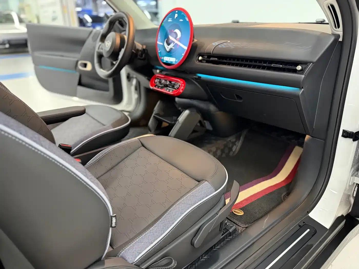 2025 Electric MINI Cooper (Facelift) - 466km/h - Classic Style — миниатюра 11