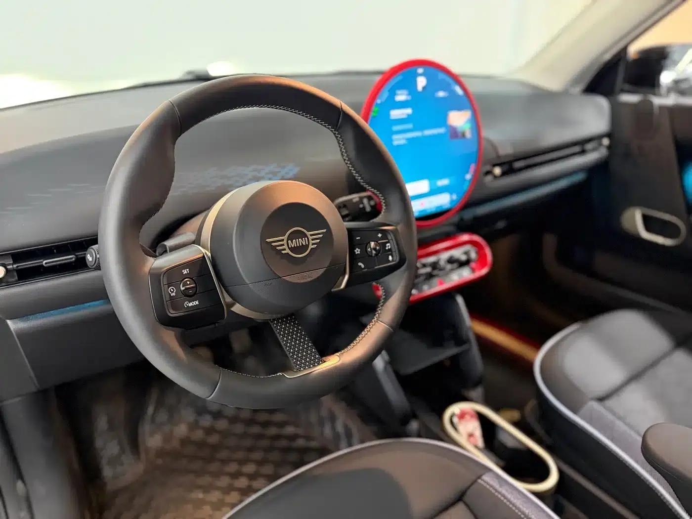 2025 Electric MINI Cooper (Facelift) - 466km/h - Classic Style — миниатюра 8