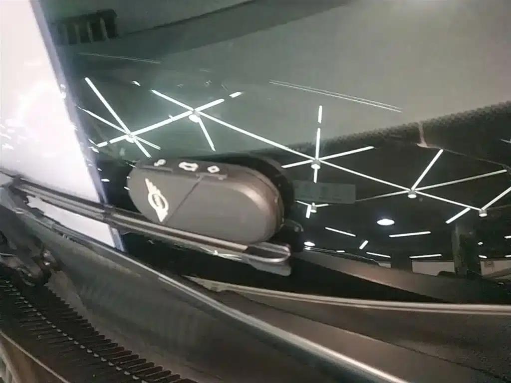2024 Electric MINI Cooper SE Racer (452km) — миниатюра 9