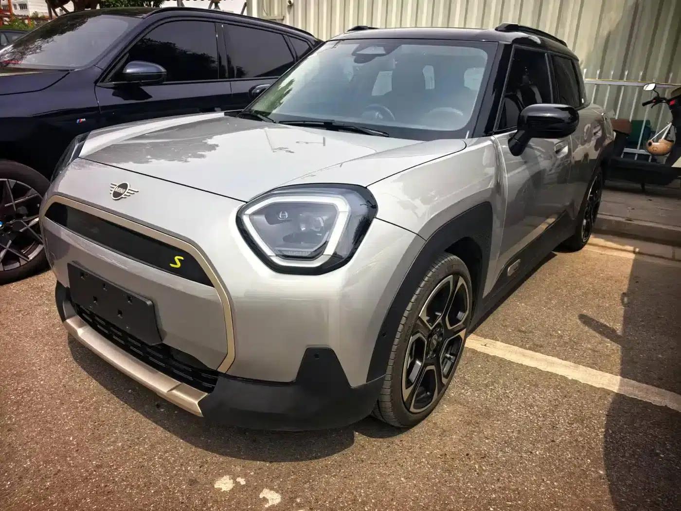 2024 Electric MINI Aceman SE Artist — миниатюра 1