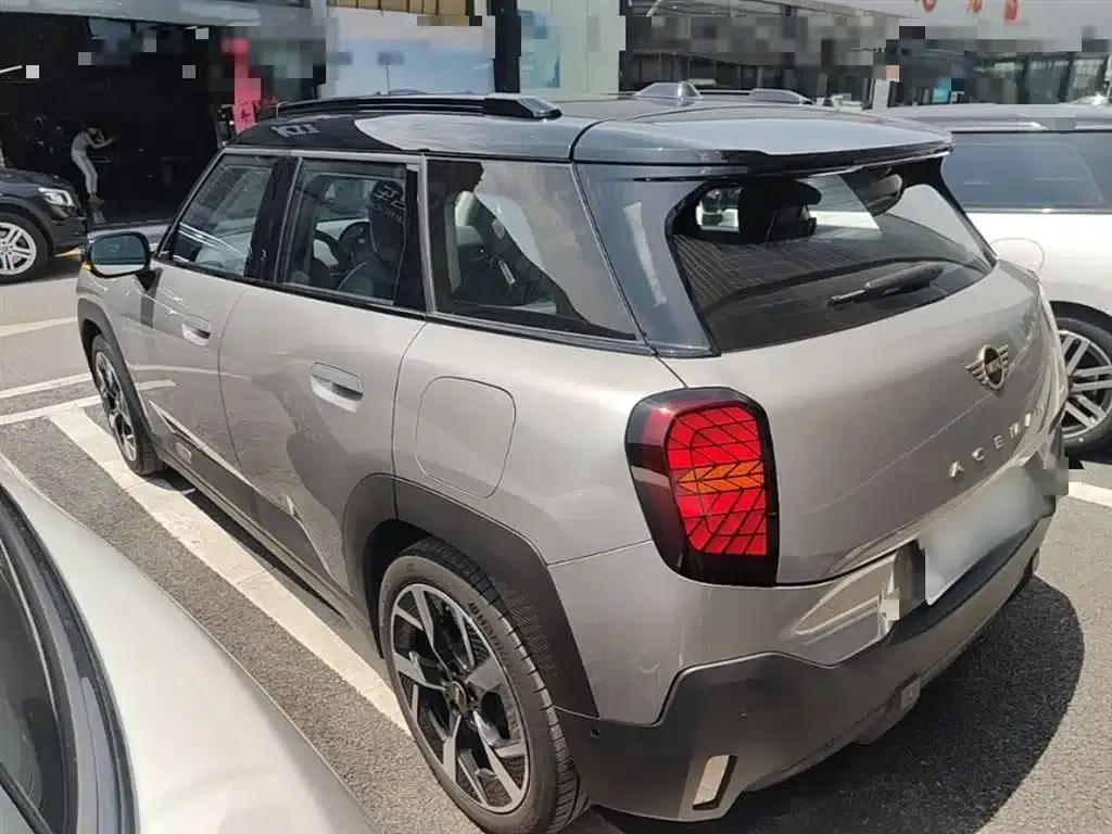 2024 Electric MINI Aceman E Classic — миниатюра 5