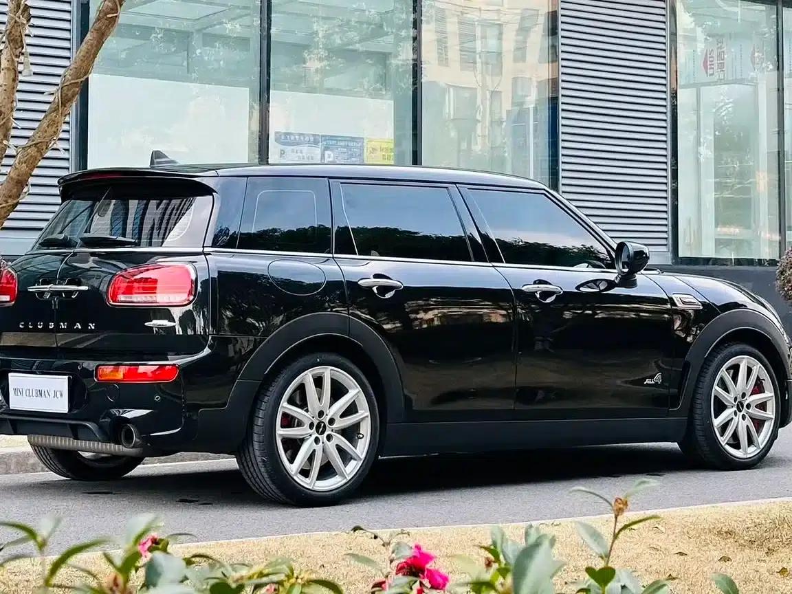 MINI JCW CLUBMAN 2022 2.0T JOHN COOPER WORKS ALL-IN — миниатюра 8