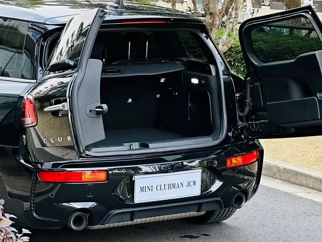 MINI JCW CLUBMAN 2022 2.0T JOHN COOPER WORKS ALL-IN — миниатюра 9