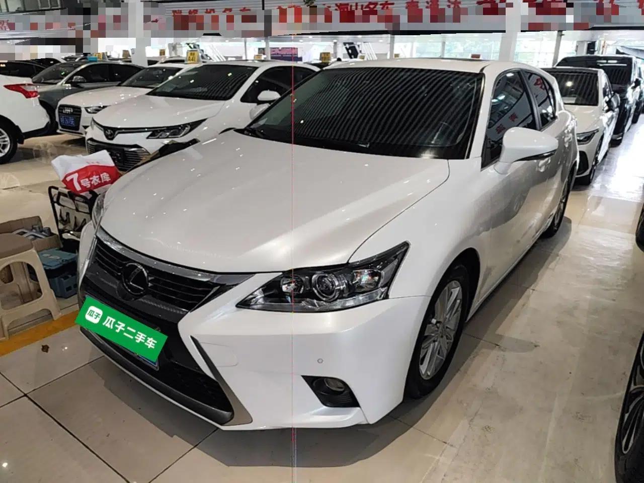 Lexus CT 2014 CT200h Comfort Edition Monochrome — миниатюра 1