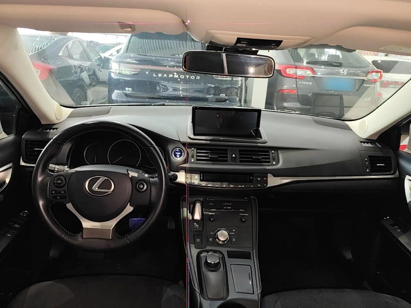Lexus CT 2014 CT200h Comfort Edition Monochrome — миниатюра 12