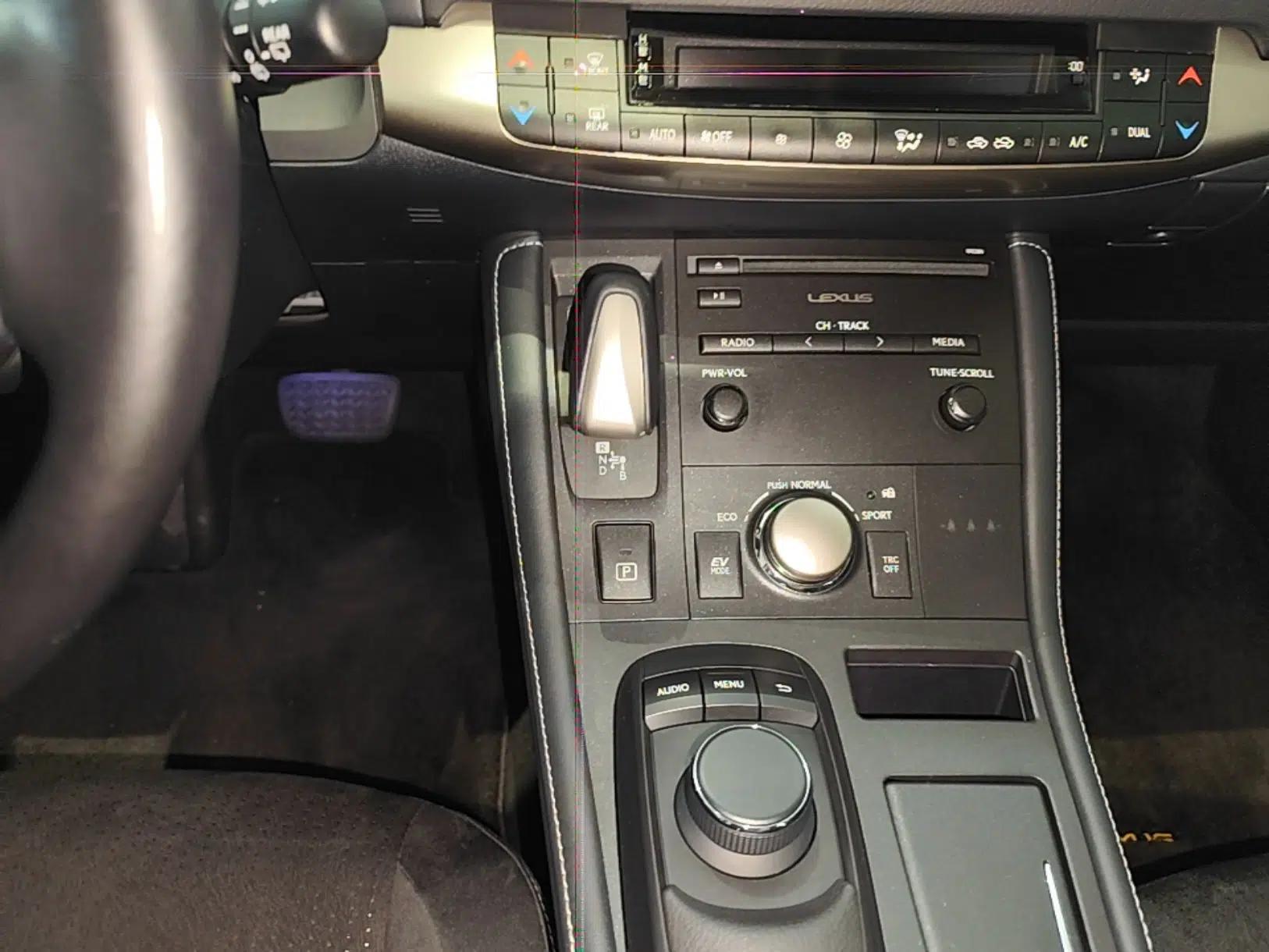 Lexus CT 2014 CT200h Comfort Edition Monochrome — миниатюра 16