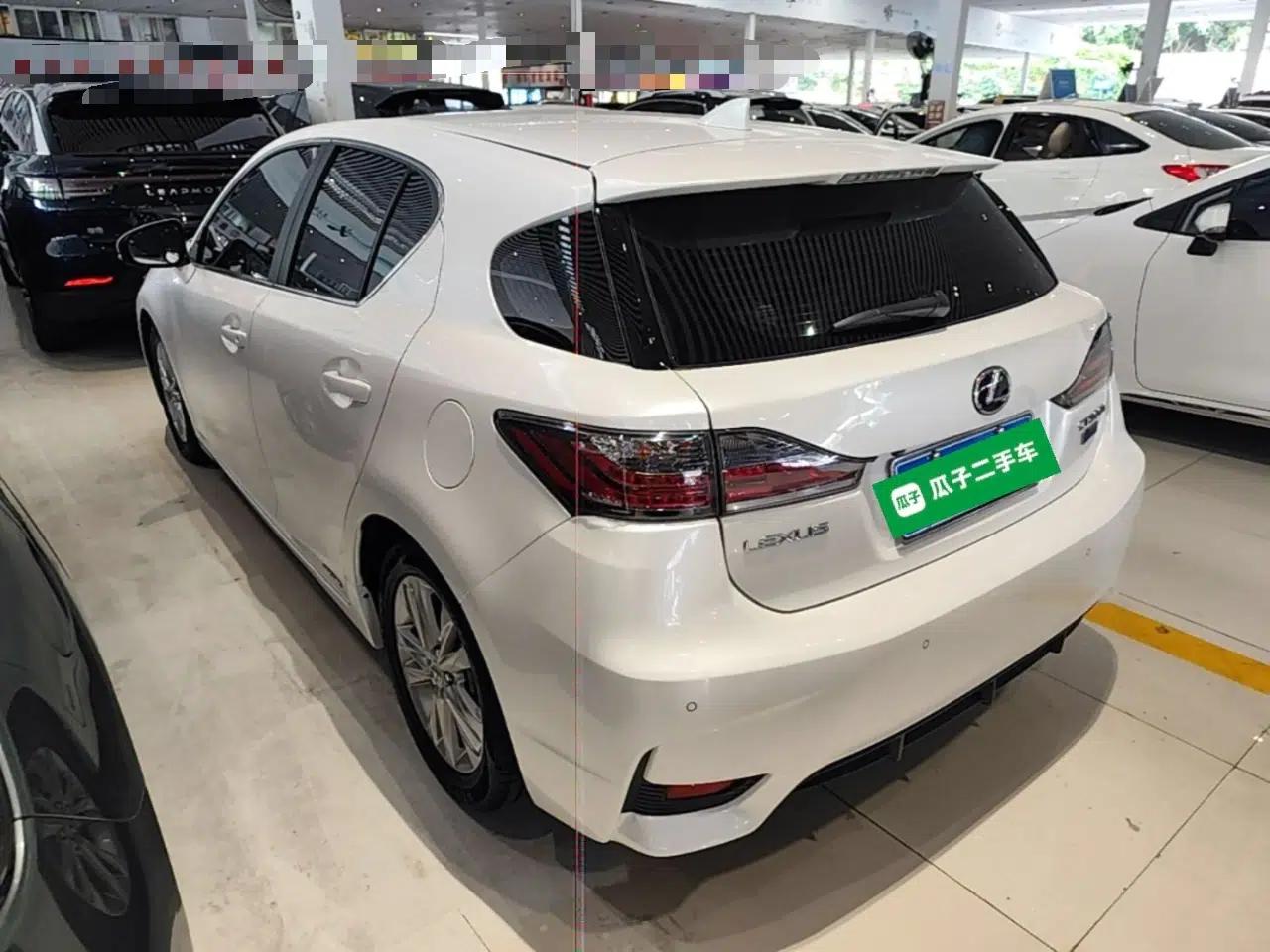 Lexus CT 2014 CT200h Comfort Edition Monochrome — миниатюра 7