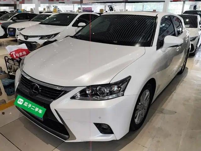 Lexus CT 2014 CT200h Comfort Edition Monochrome