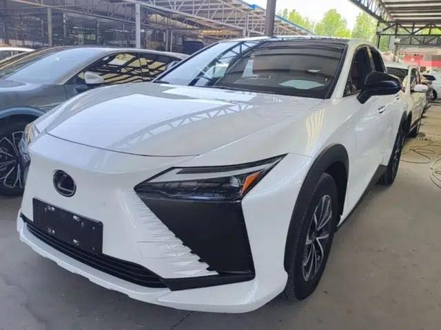 Lexus RZ 2023 450e All-Wheel Drive Luxury Edition