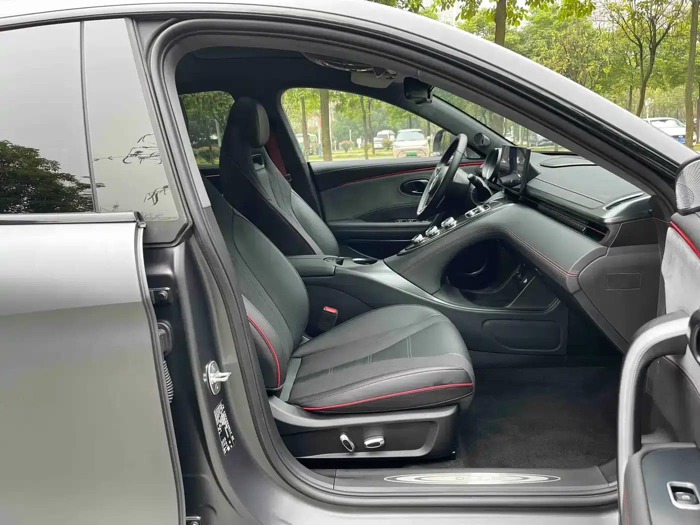 ORA Lightning Cat 2024 Dark Night Edition 555km Premium Edition — миниатюра 9