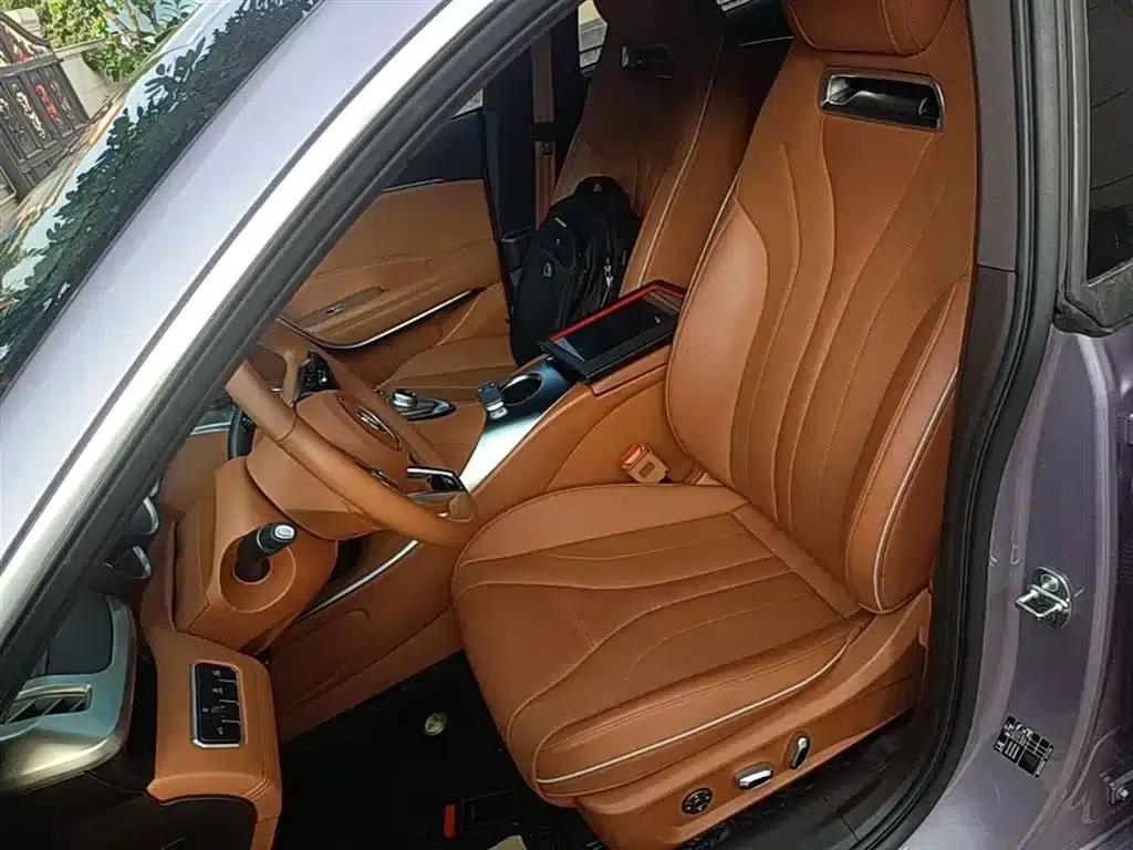 ORA Lightning Cat 2022 555km Luxury Edition — миниатюра 15