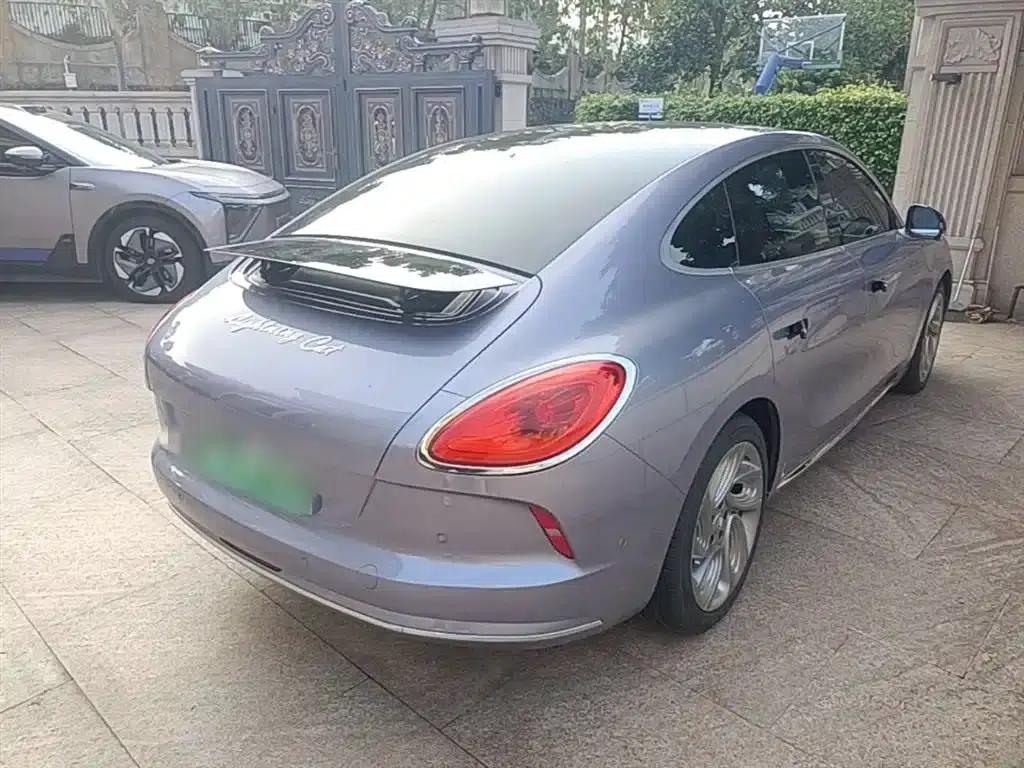 ORA Lightning Cat 2022 555km Luxury Edition — миниатюра 7
