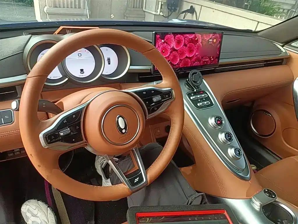 ORA Lightning Cat 2022 555km Luxury Edition — миниатюра 10