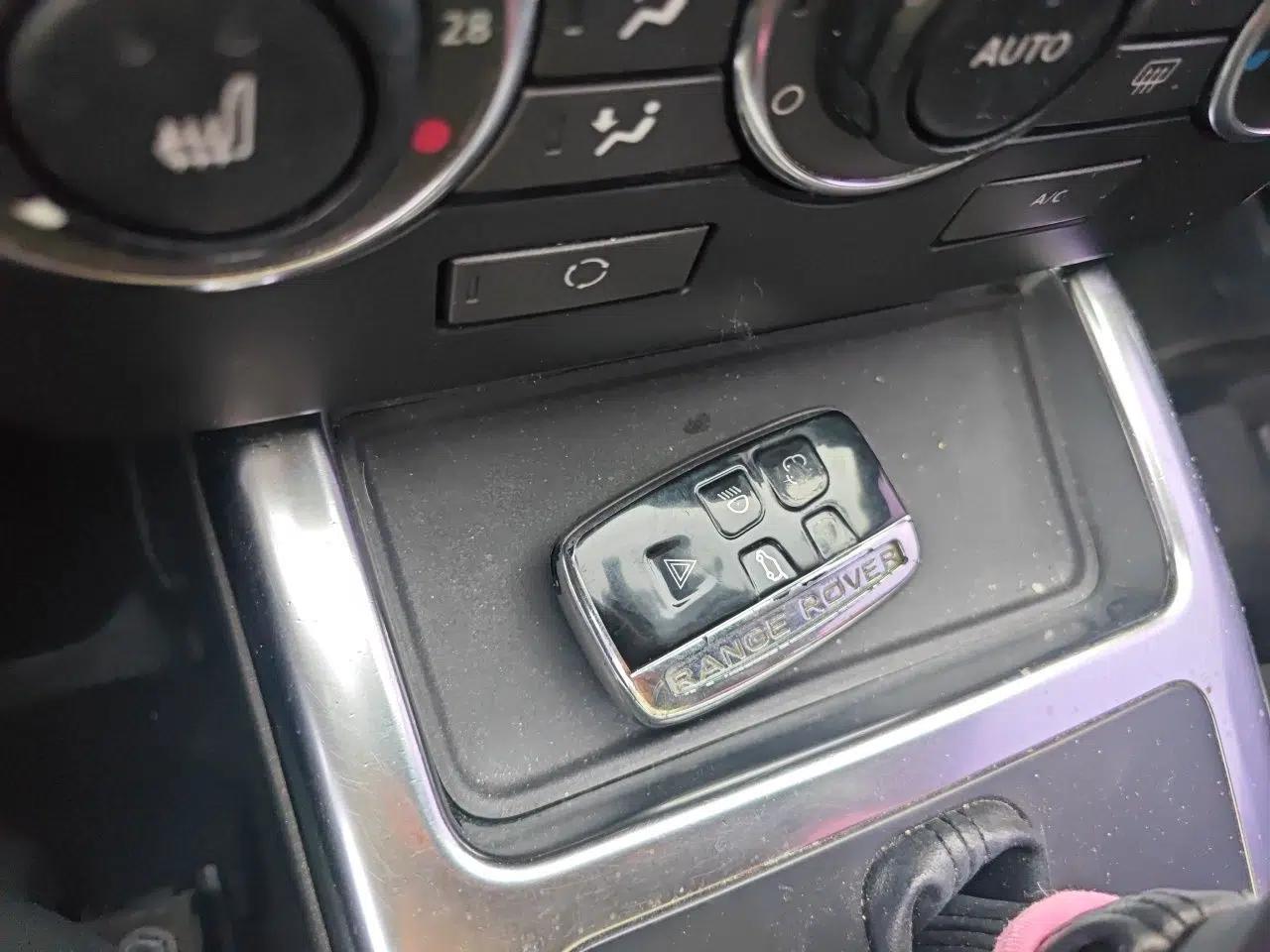 Land Rover Freelander 2 2013 2.0T Si4 HSE Gasoline Version — миниатюра 9