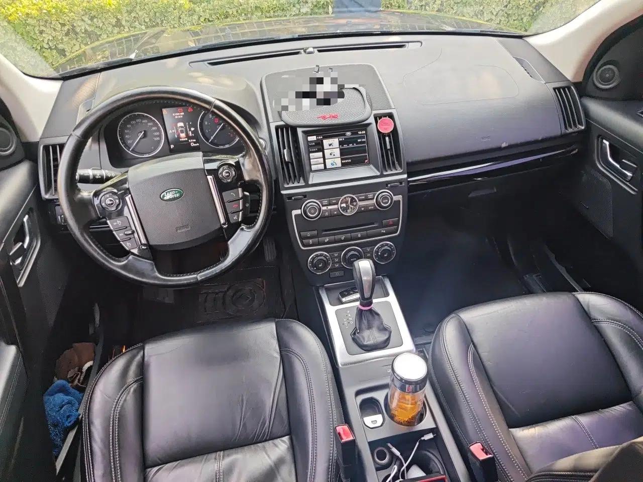 Land Rover Freelander 2 2013 2.0T Si4 HSE Gasoline Version — миниатюра 10