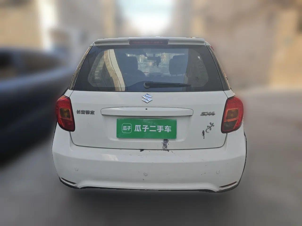 Suzuki SX4 2013 1.6L Manual CoolRide Model — миниатюра 5
