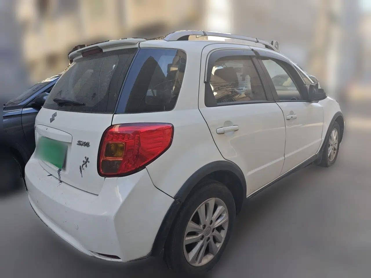 Suzuki SX4 2013 1.6L Manual CoolRide Model — миниатюра 6