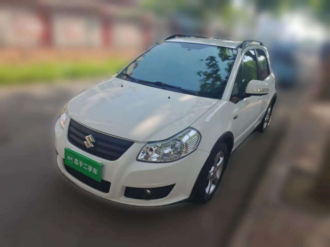 Suzuki SX4 2016 1.6L Automatic Classic Edition — миниатюра 1