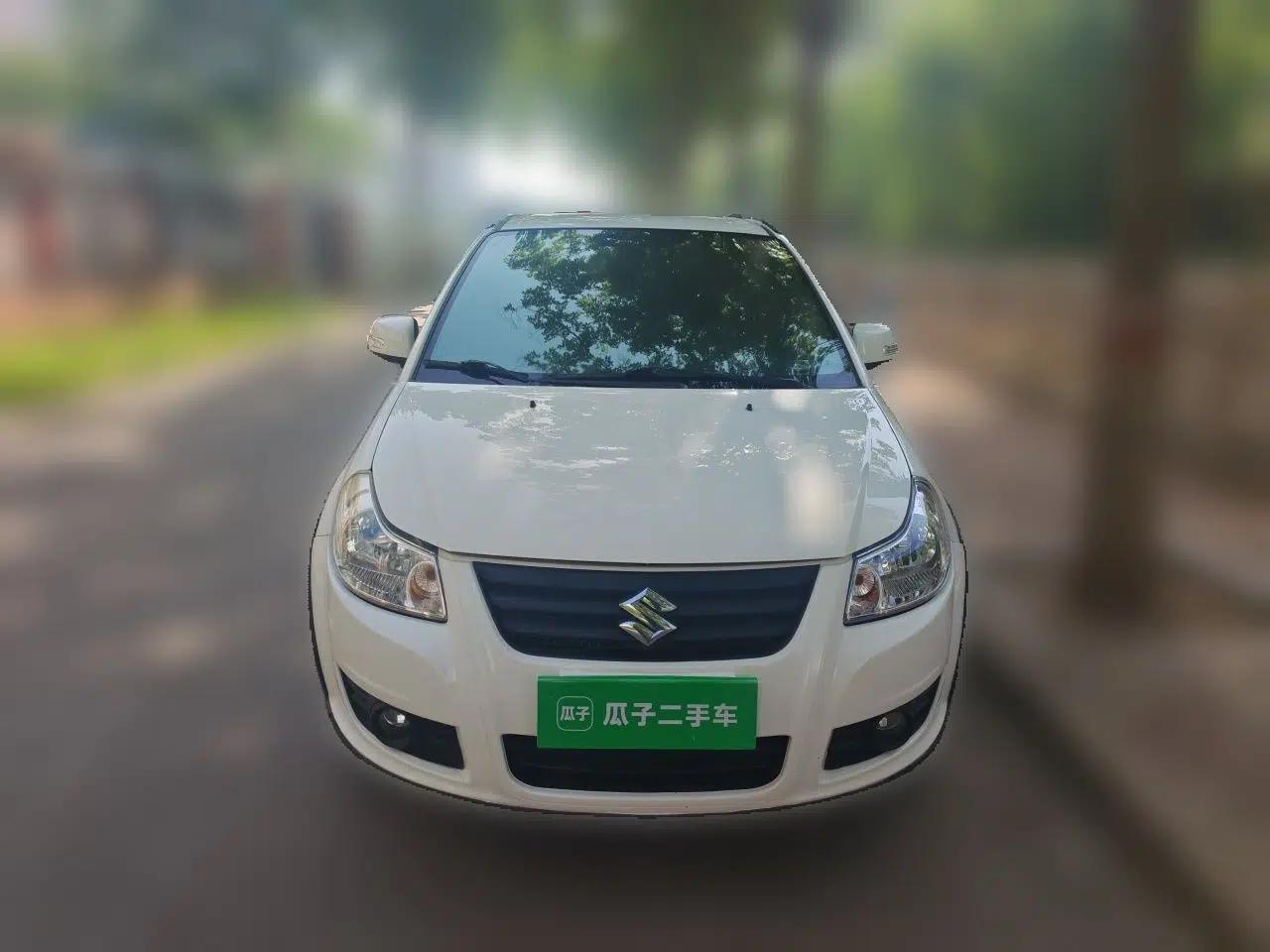 Suzuki SX4 2016 1.6L Automatic Classic Edition — миниатюра 2