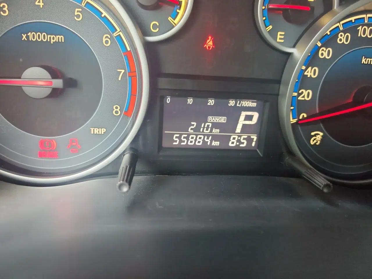 Suzuki SX4 2016 1.6L Automatic Classic Edition — миниатюра 13