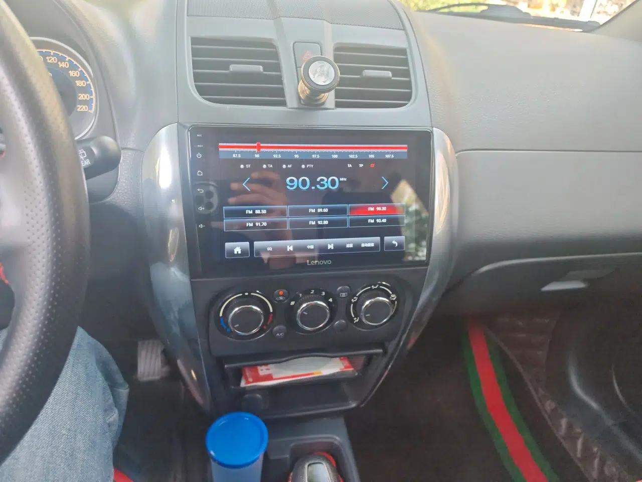 Suzuki SX4 2016 1.6L Automatic Classic Edition — миниатюра 14