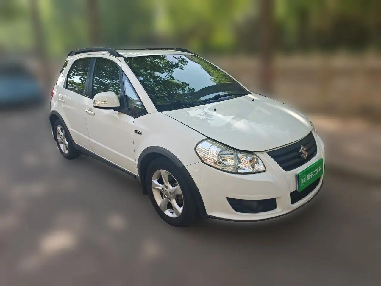 Suzuki SX4 2016 1.6L Automatic Classic Edition — миниатюра 3