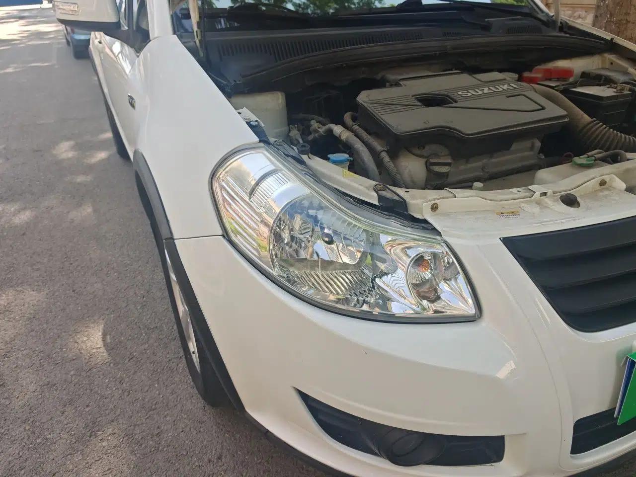 Suzuki SX4 2016 1.6L Automatic Classic Edition — миниатюра 7
