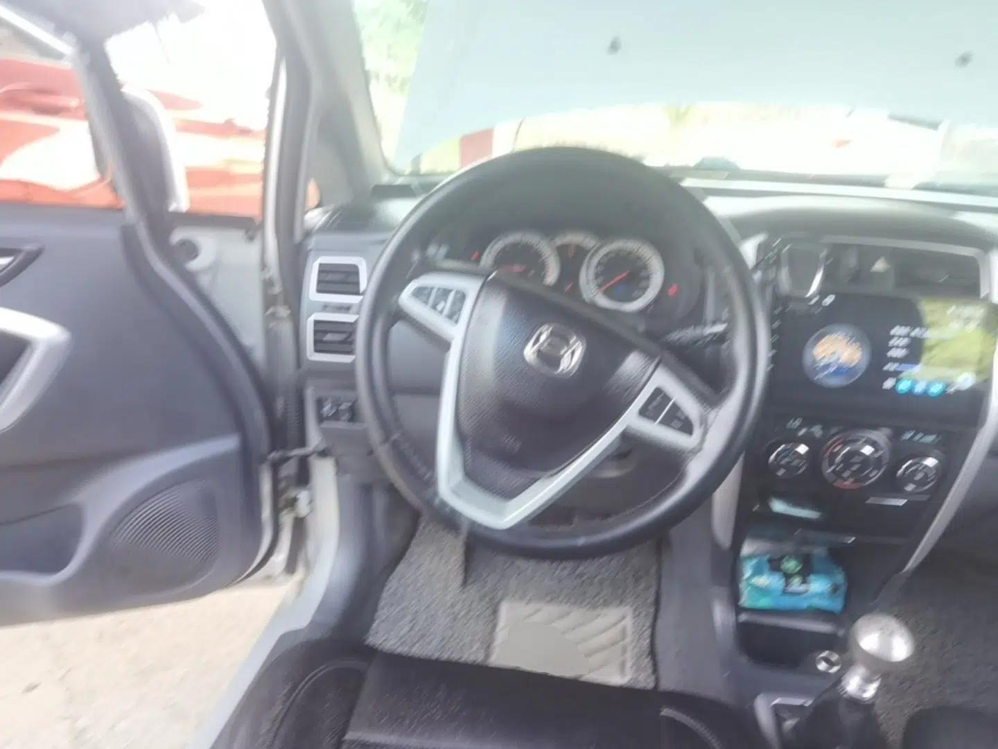 Suzuki Liana A6 2015 Hatchback 1.4L Manual Ideal Model — миниатюра 14