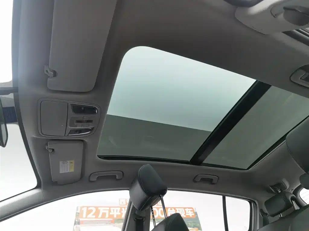 Kia KX5 2016 1.6T Automatic 2WD DLX — миниатюра 14