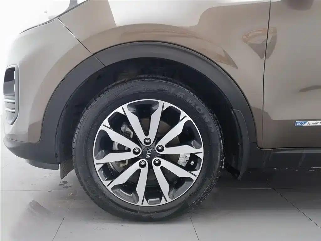 Kia KX5 2016 1.6T Automatic 2WD DLX — миниатюра 17
