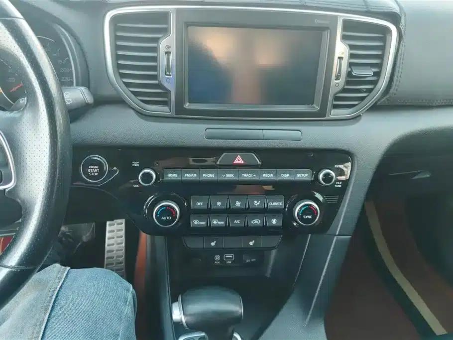 Kia KX5 2016 1.6T Automatic 2WD DLX — миниатюра 13